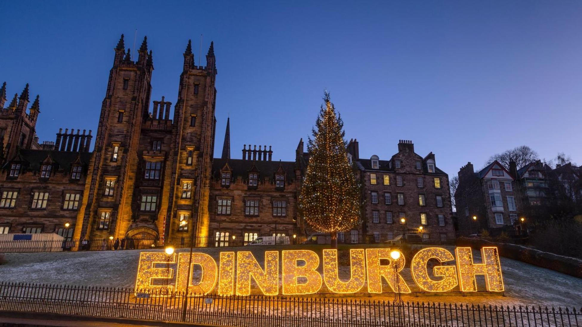 エディンバラStunning 5Br Royal Mile Penthouseアパートメント エクステリア 写真